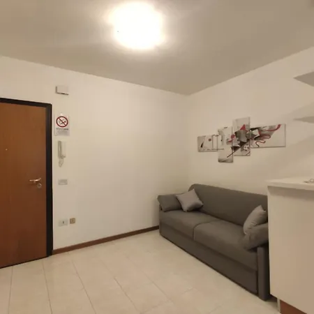 Bafile 18 - Piazza Marconi - Centrale - 50 Mt Dal Mare Lido di Jesolo